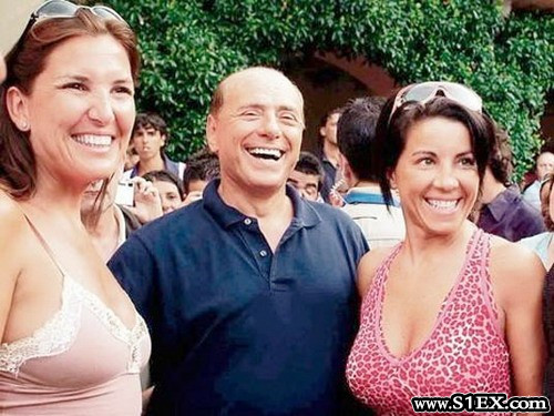 berlusconi_nagy_kujon