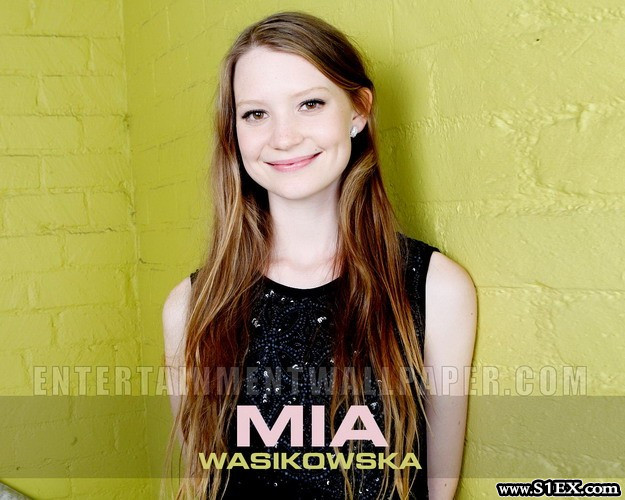 mia_wasikowska